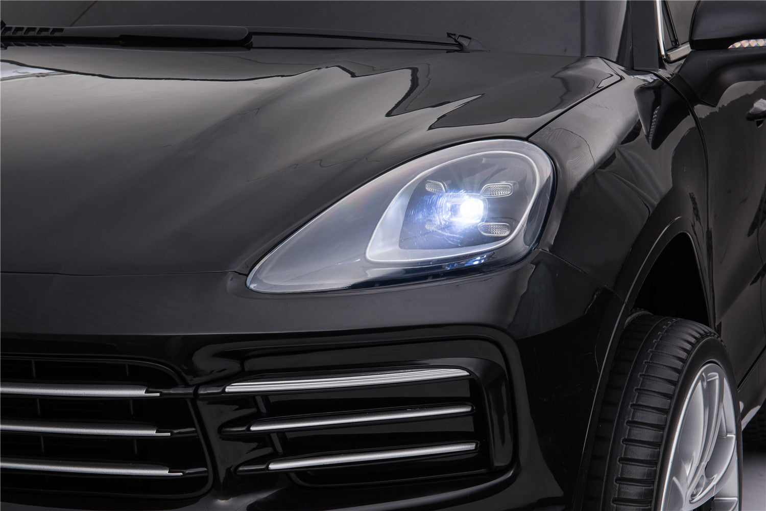 Porsche Cayenne S 12V